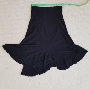 Pre-owned G Shape Knit Blk. Skirt. Size M.
